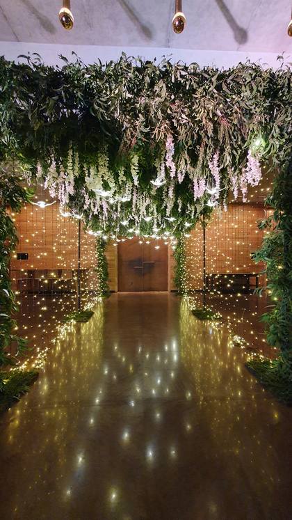 Gate / Entrance and Ceiling — Reception decor — Alila Diwa Goa